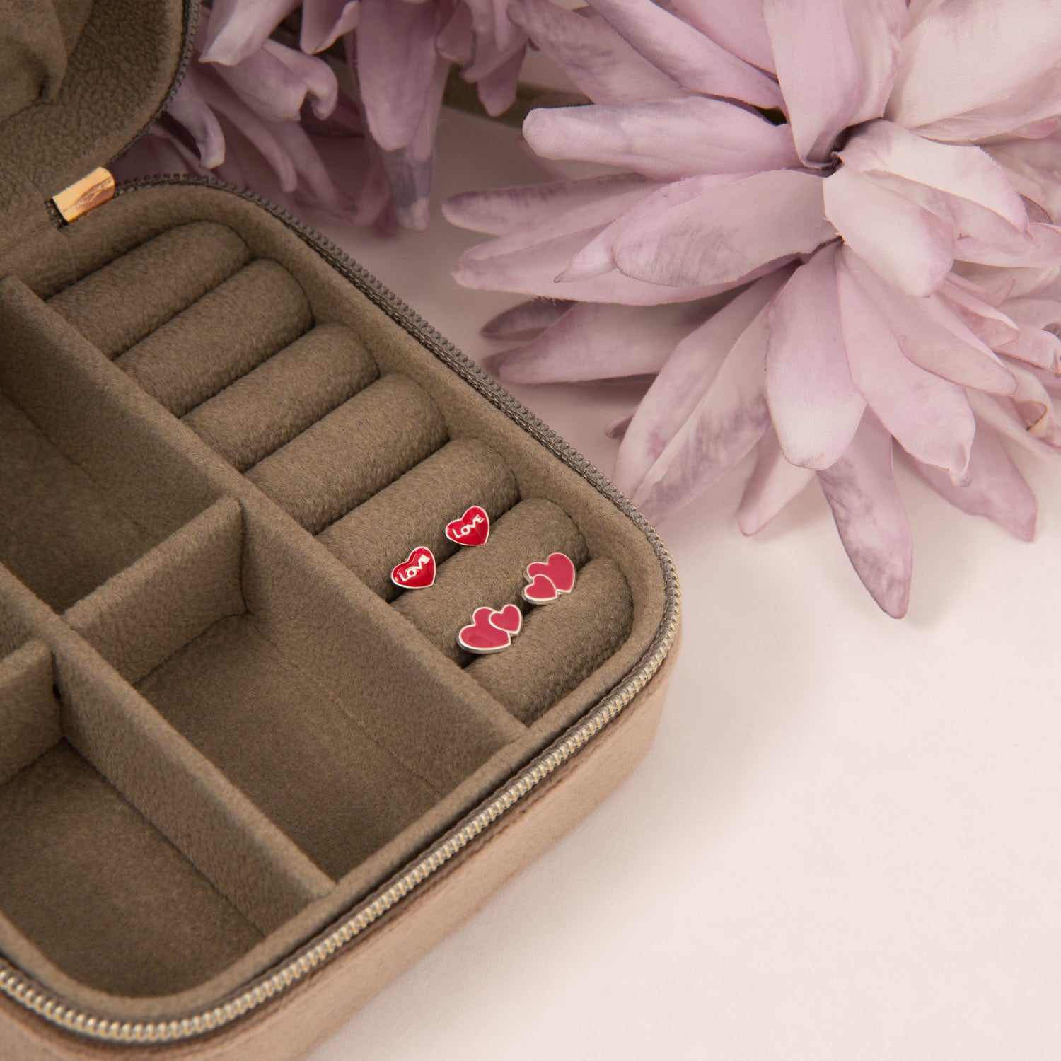 DETAIL247581